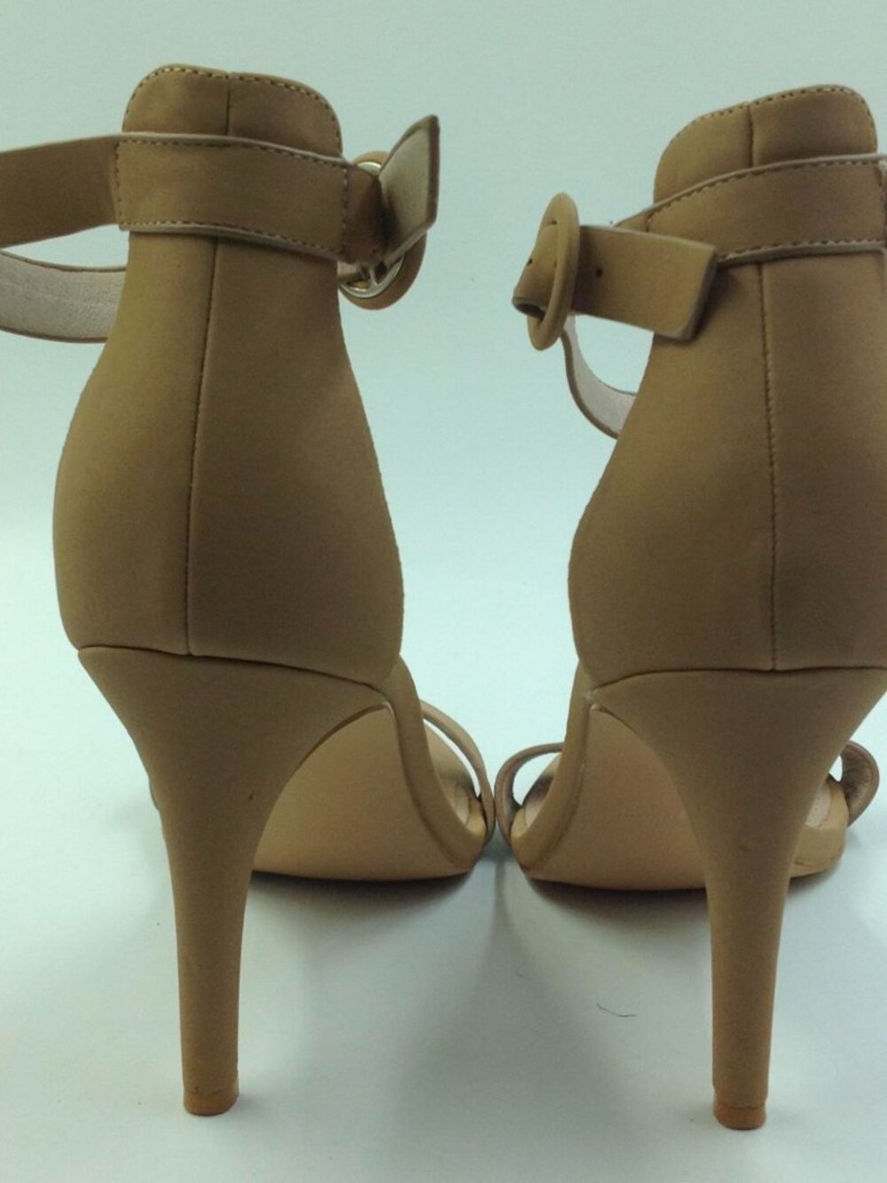 Woman's Tan Leather Buckle Detail Steve Madden High Heels - Picture 5 of 7